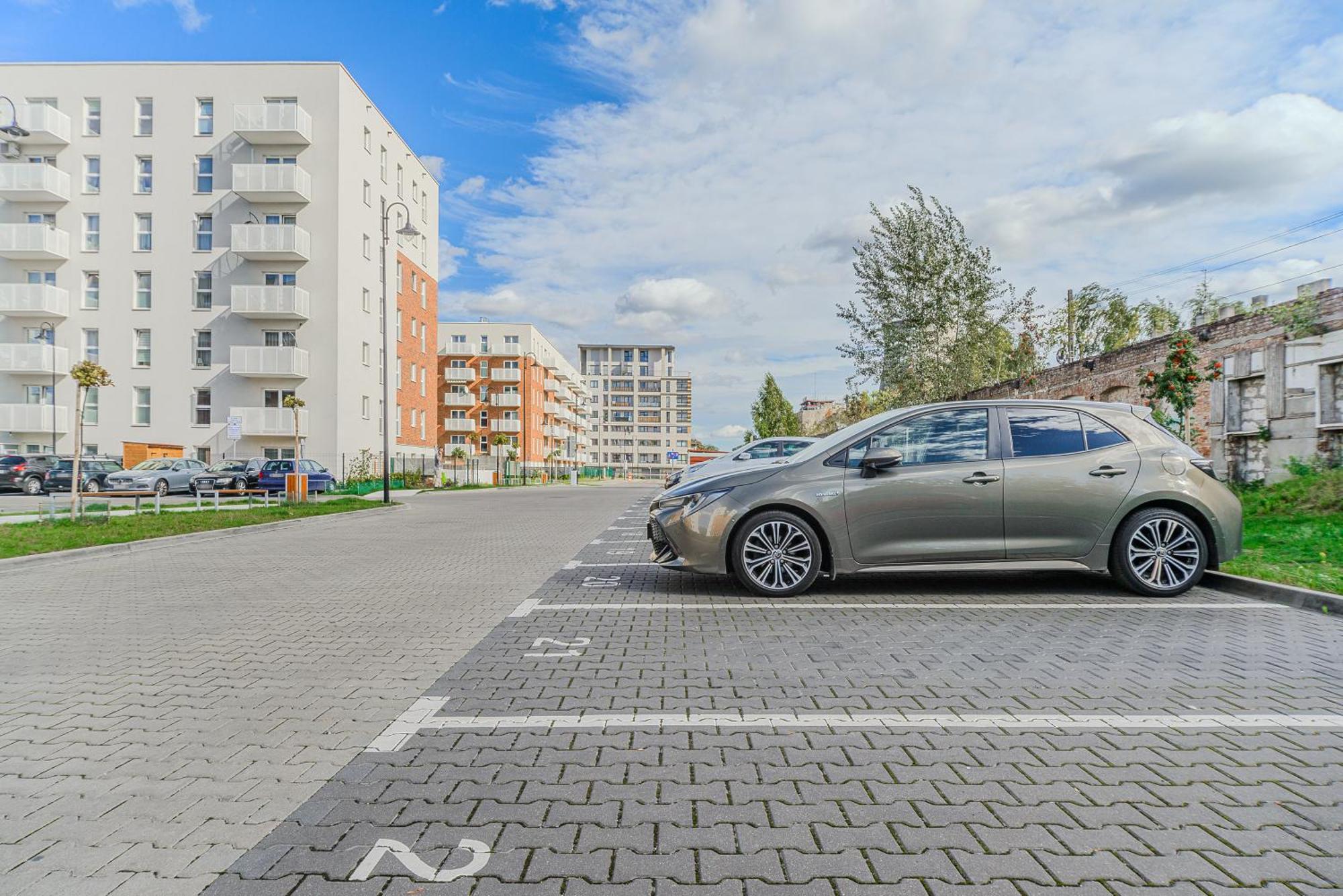 Lumina Luxury 3-Rooms Apartments With Parking 우치 외부 사진