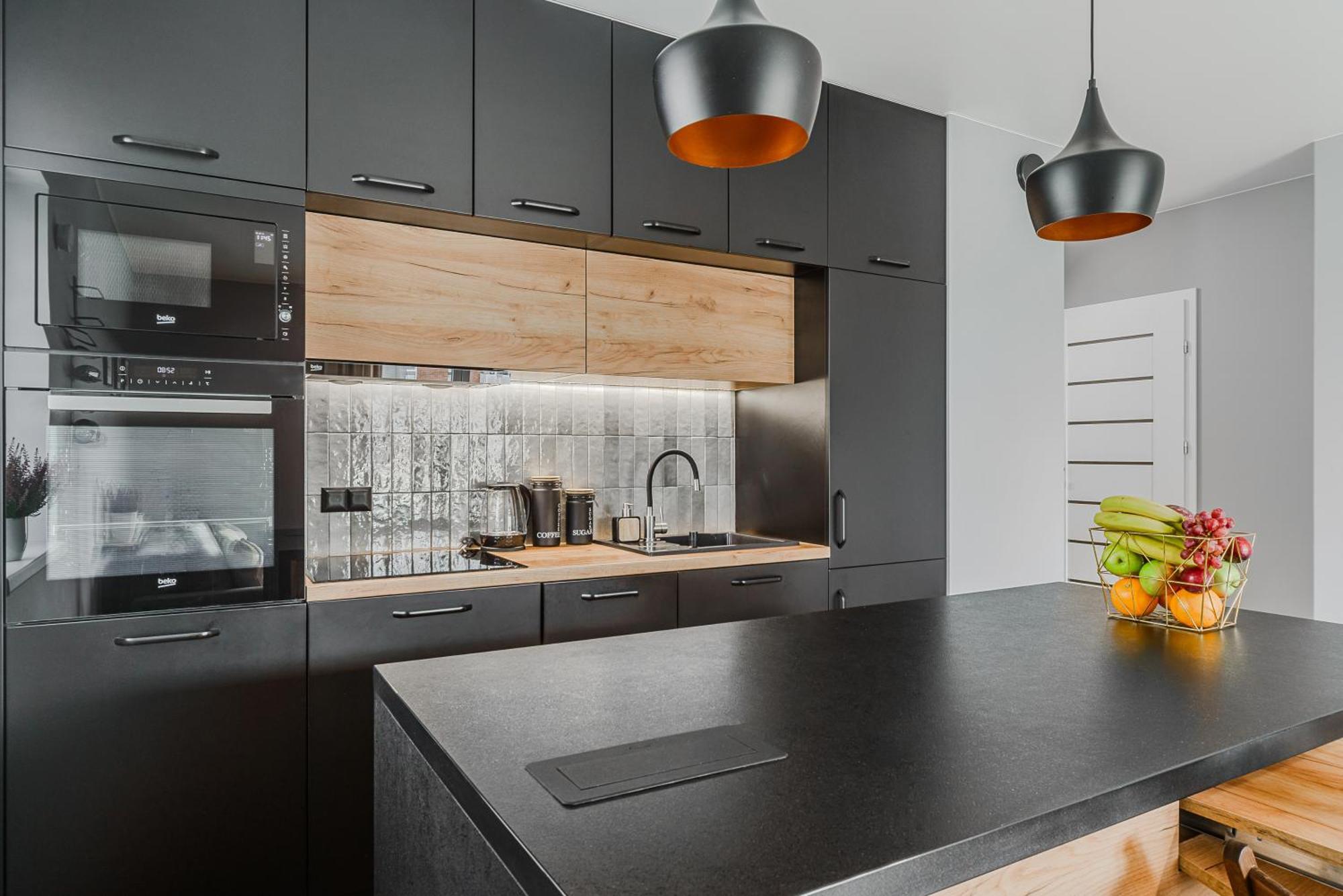 Lumina Luxury 3-Rooms Apartments With Parking 우치 외부 사진