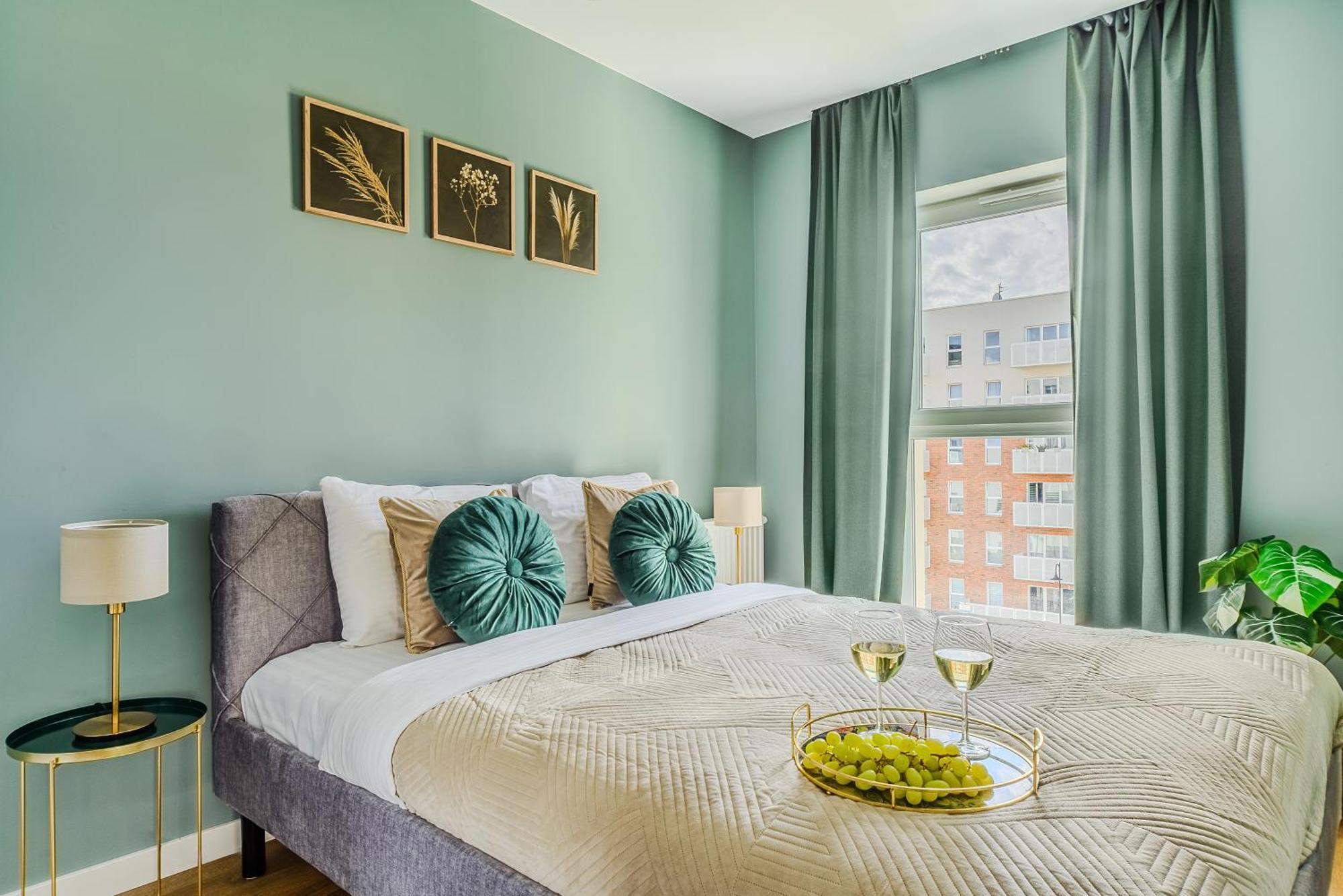 Lumina Luxury 3-Rooms Apartments With Parking 우치 외부 사진