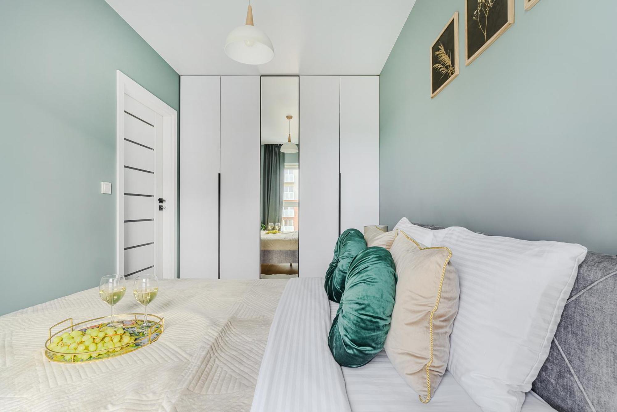Lumina Luxury 3-Rooms Apartments With Parking 우치 외부 사진