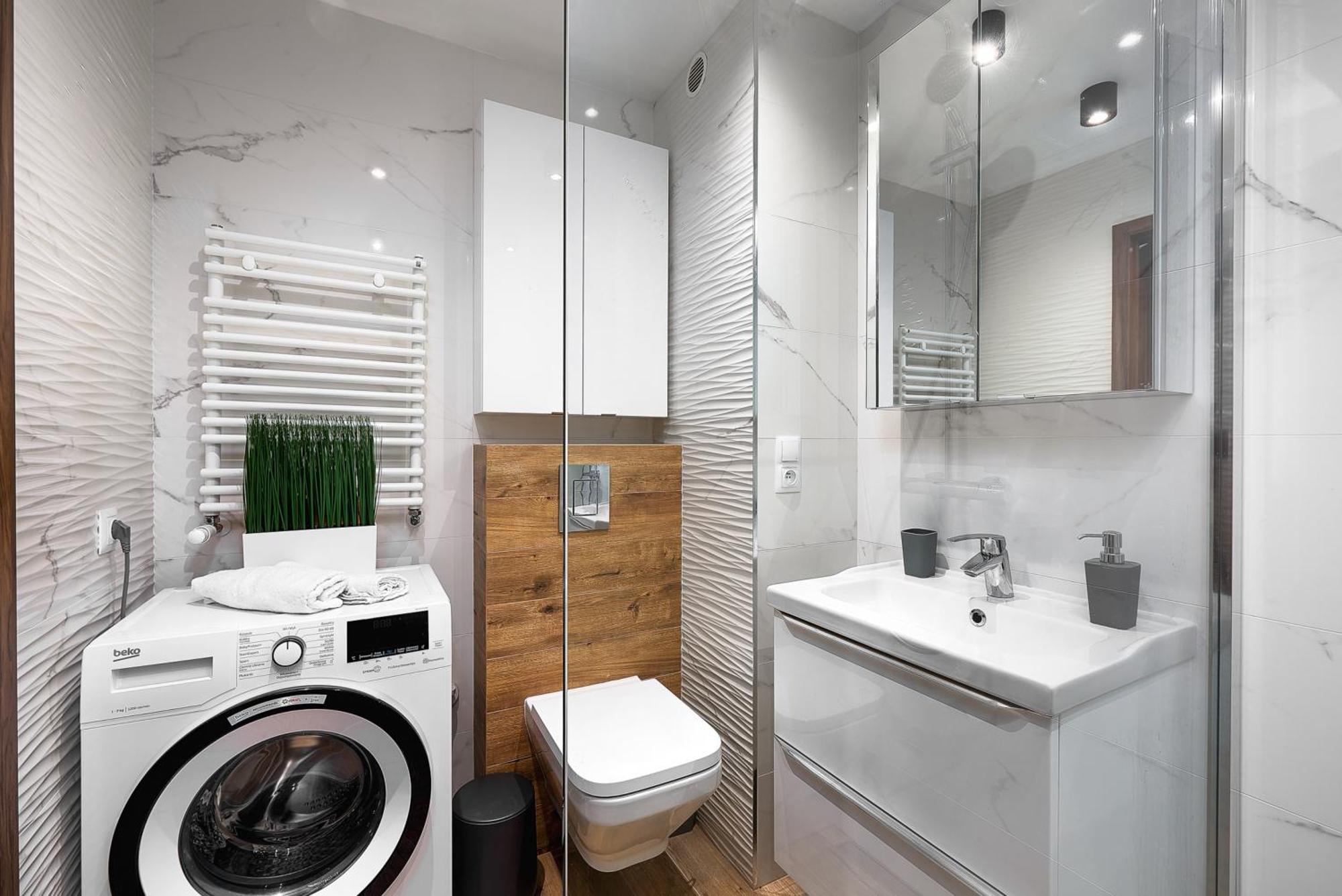 Lumina Luxury 3-Rooms Apartments With Parking 우치 외부 사진
