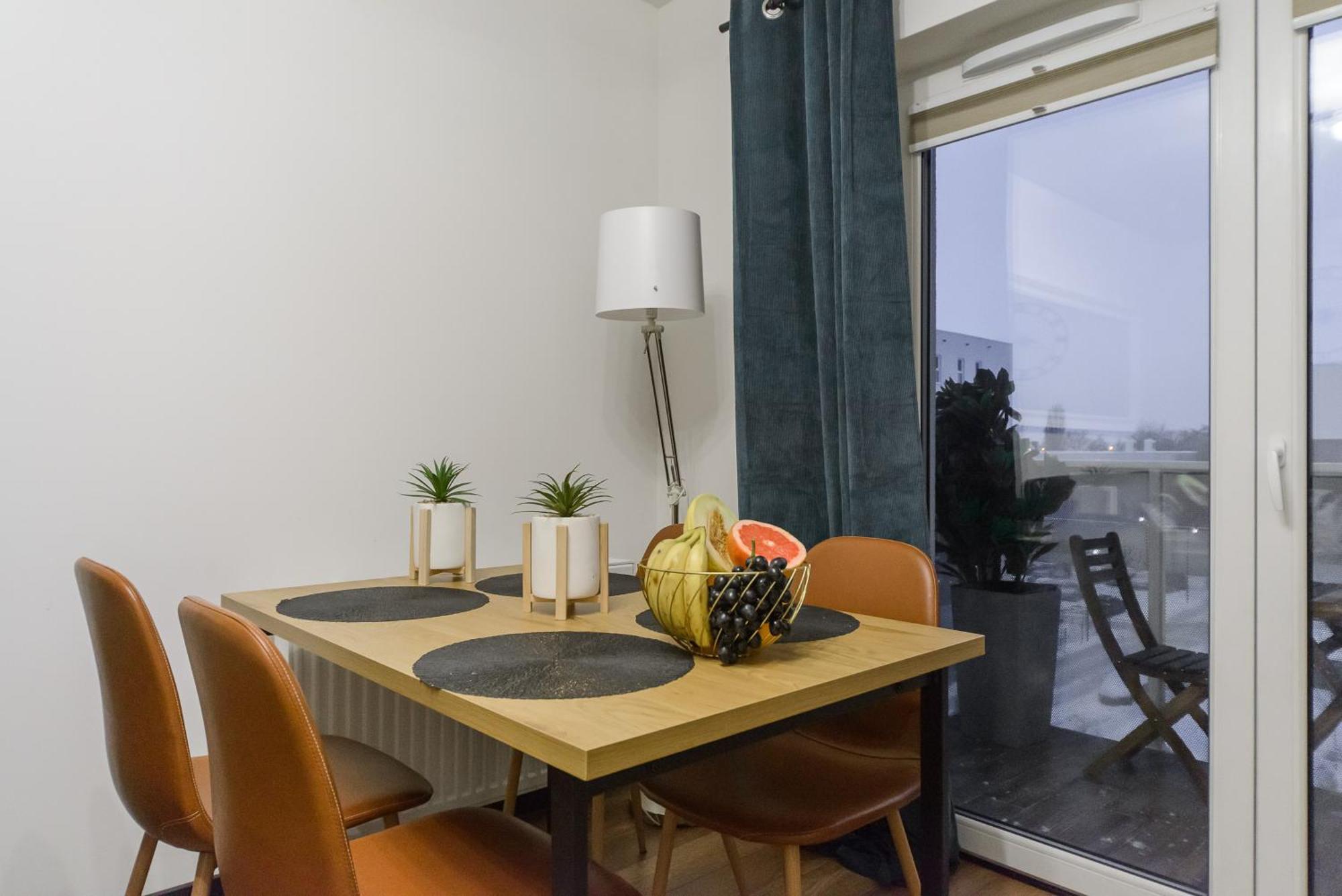 Lumina Luxury 3-Rooms Apartments With Parking 우치 외부 사진