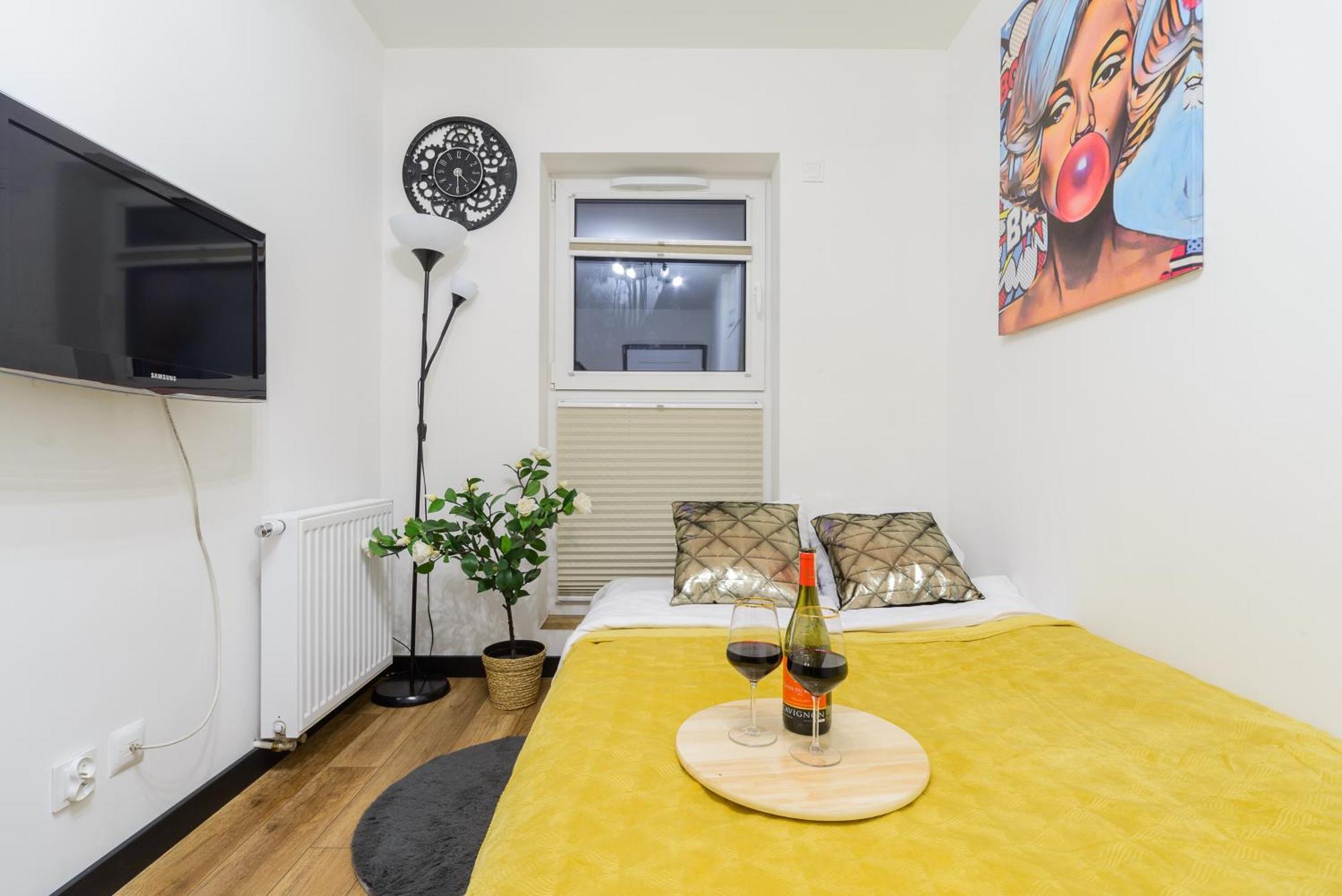 Lumina Luxury 3-Rooms Apartments With Parking 우치 외부 사진