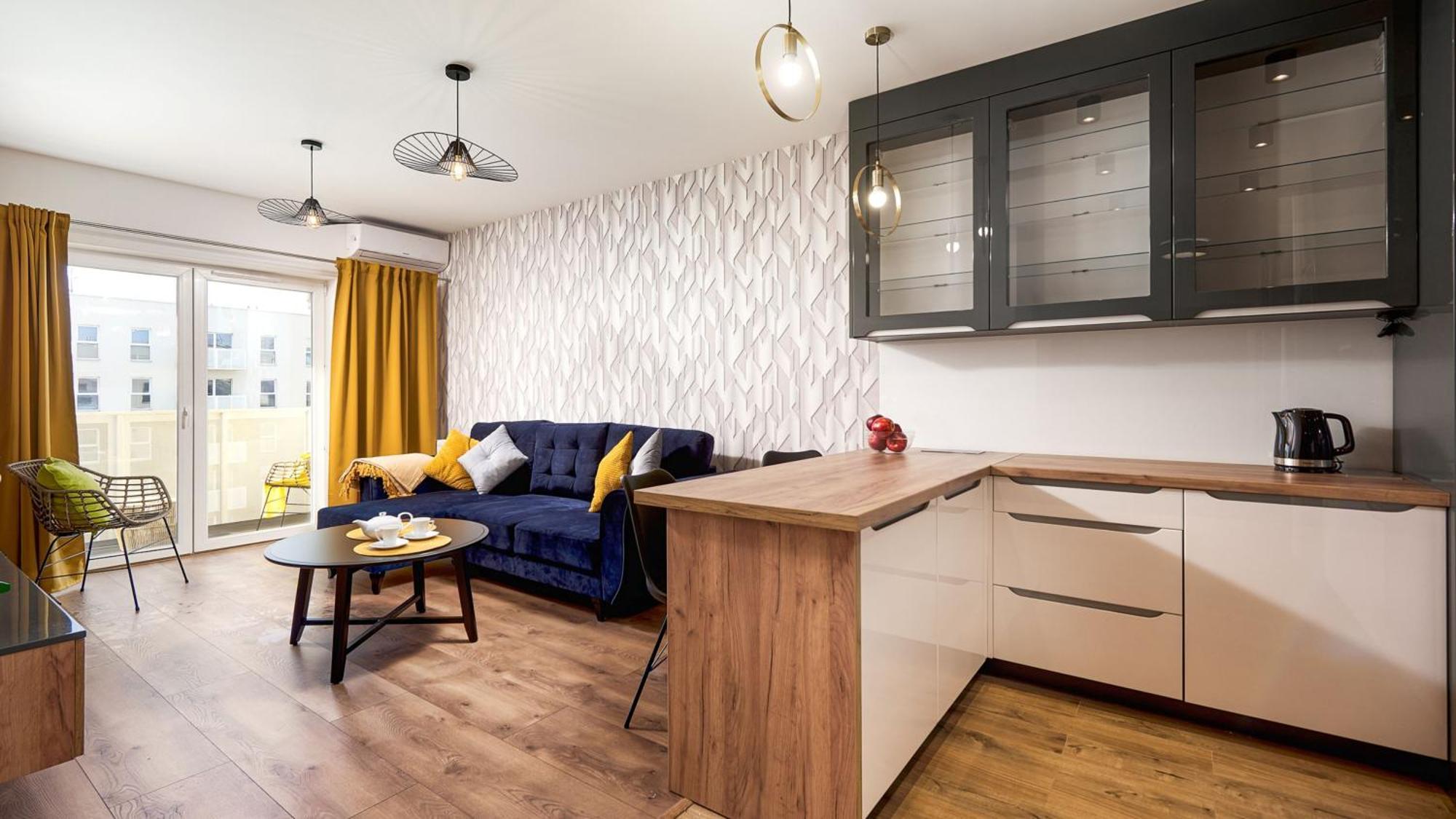Lumina Luxury 3-Rooms Apartments With Parking 우치 외부 사진